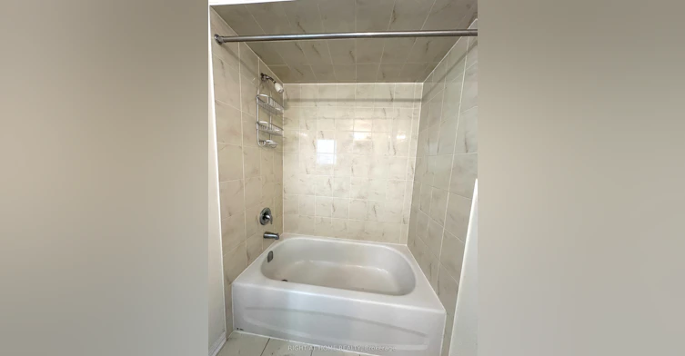 116 Hurst Drive, Ajax, ON, L1T 0N9 - 43