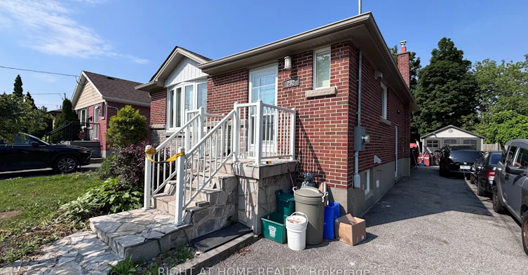 Lower-292 Farewell Street, Oshawa, ON, L1H 6L9 - 2
