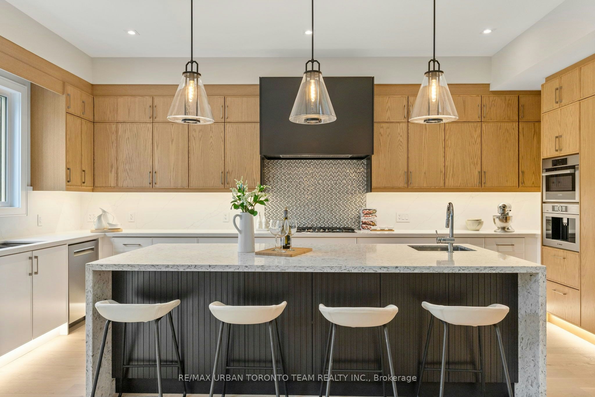 4 Drake Crescent, Toronto, ON, M1M 1A2 - 14