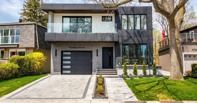 4 Drake Crescent, Toronto, ON, M1M 1A2