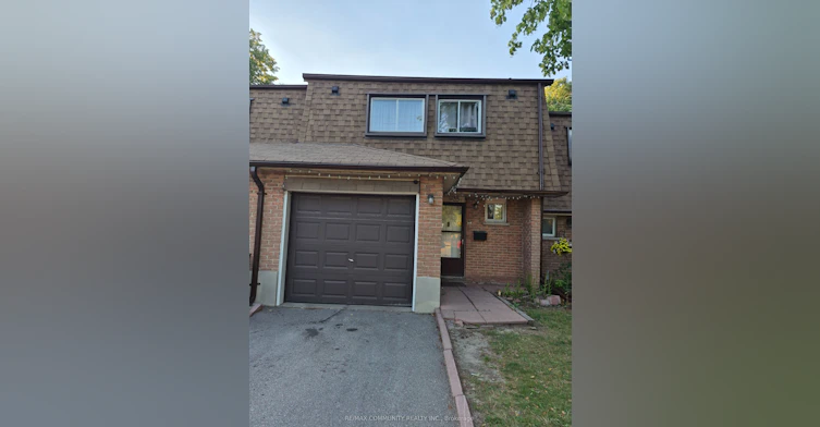 35-121 L'amoreaux Drive, Toronto, ON, M1W 2J9