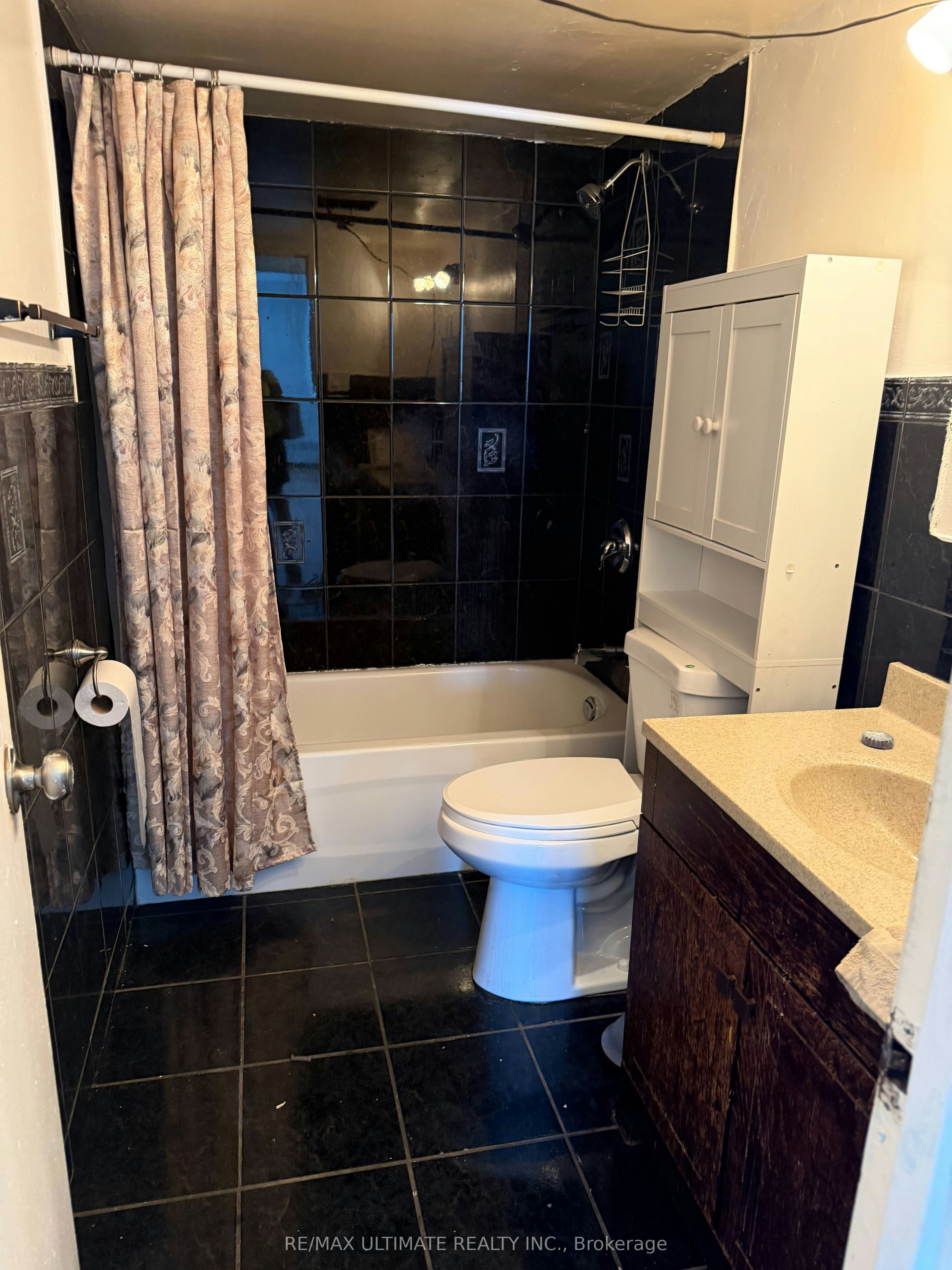 1410-1950 Kennedy Road, Toronto, ON, M1P 4S9 - 2
