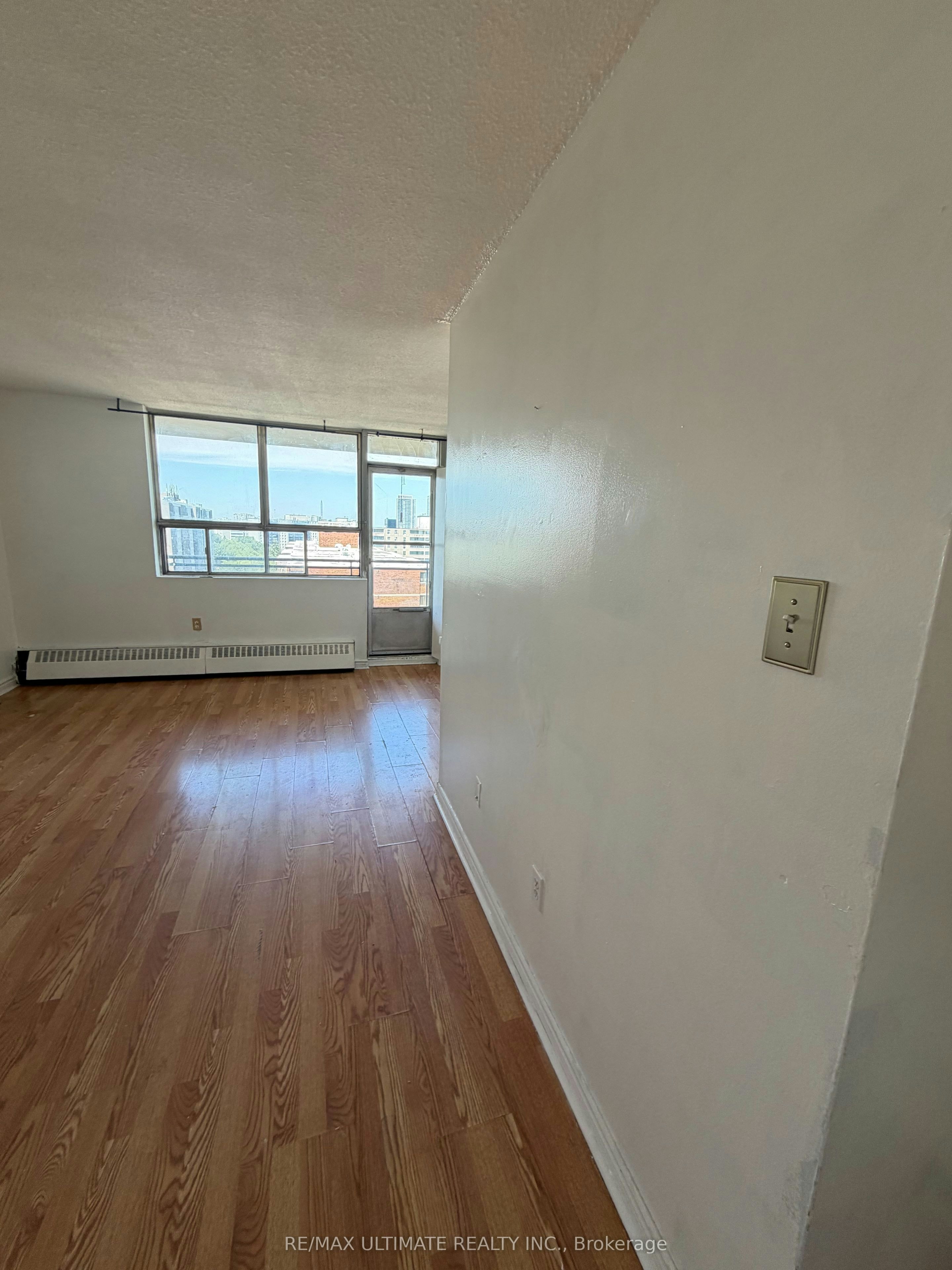 1410-1950 Kennedy Road, Toronto, ON, M1P 4S9 - 3