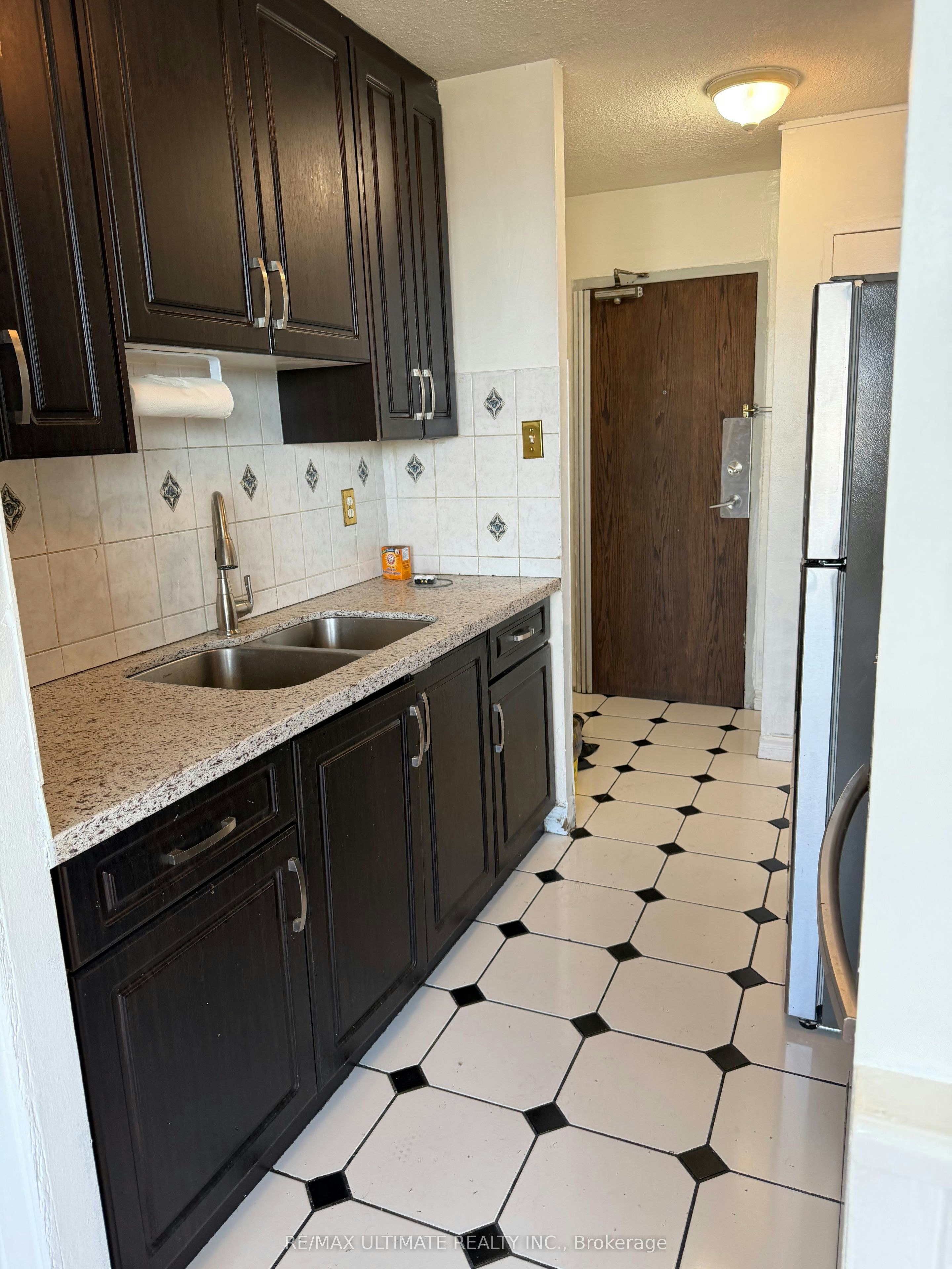 1410-1950 Kennedy Road, Toronto, ON, M1P 4S9 - 5