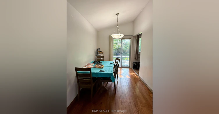 Upper-6 Mid Pines Road, Toronto, ON, M1G 2L6 - 4