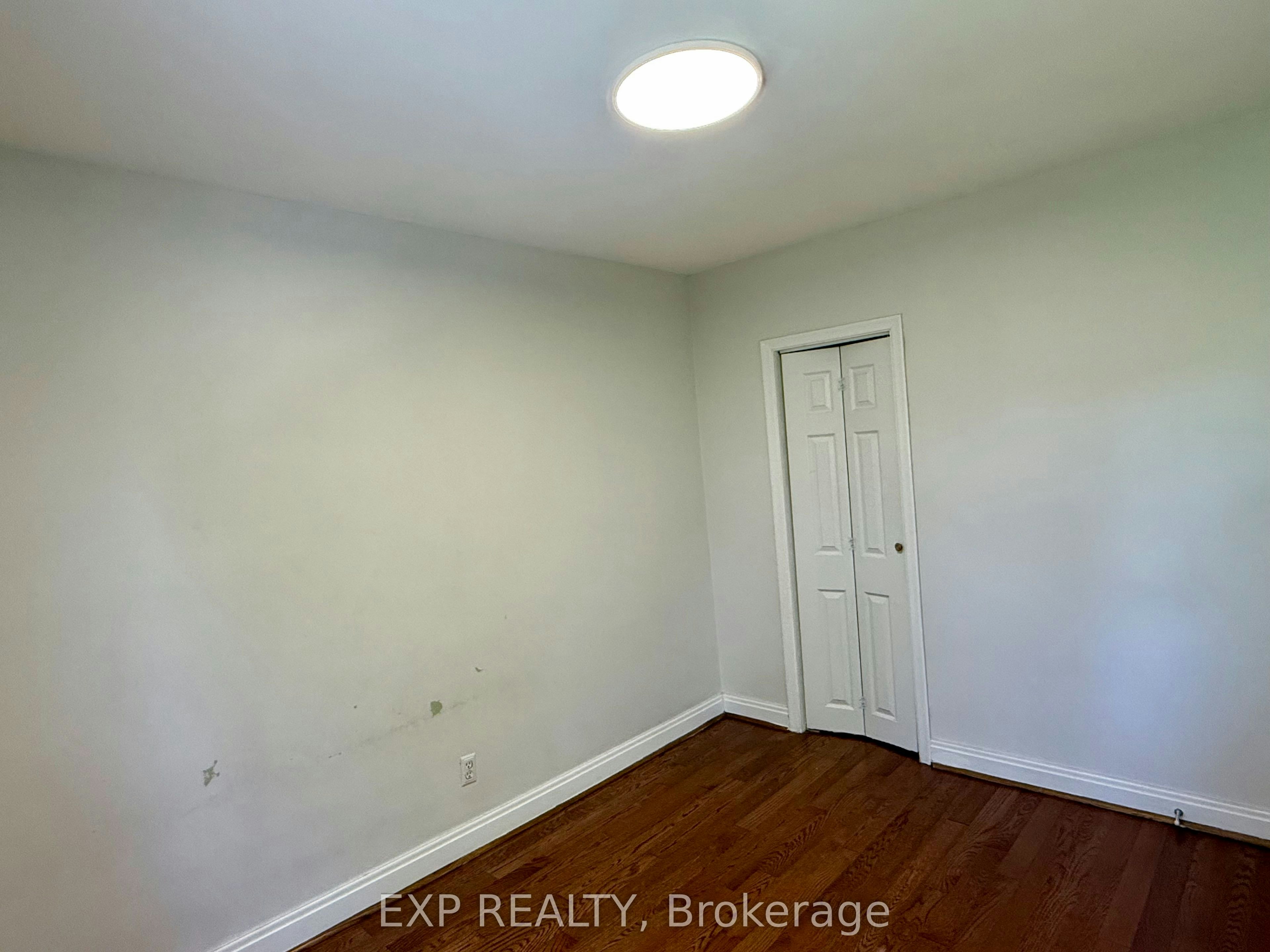 Upper-6 Mid Pines Road, Toronto, ON, M1G 2L6 - 12
