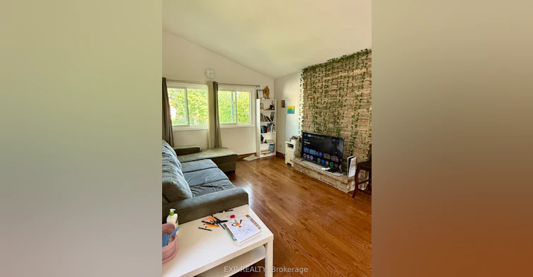 Upper-6 Mid Pines Road, Toronto, ON, M1G 2L6 - 2