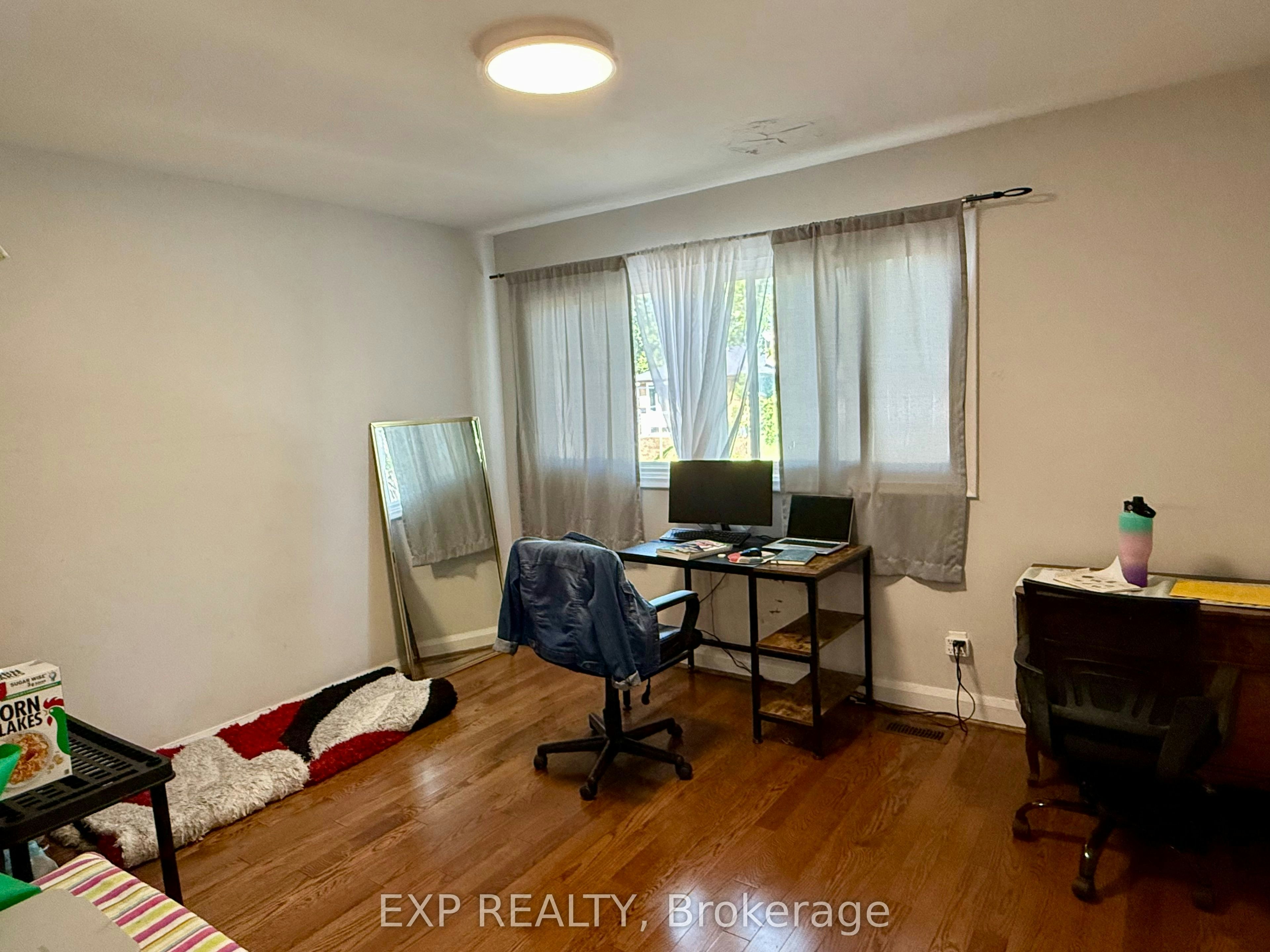 Upper-6 Mid Pines Road, Toronto, ON, M1G 2L6 - 15
