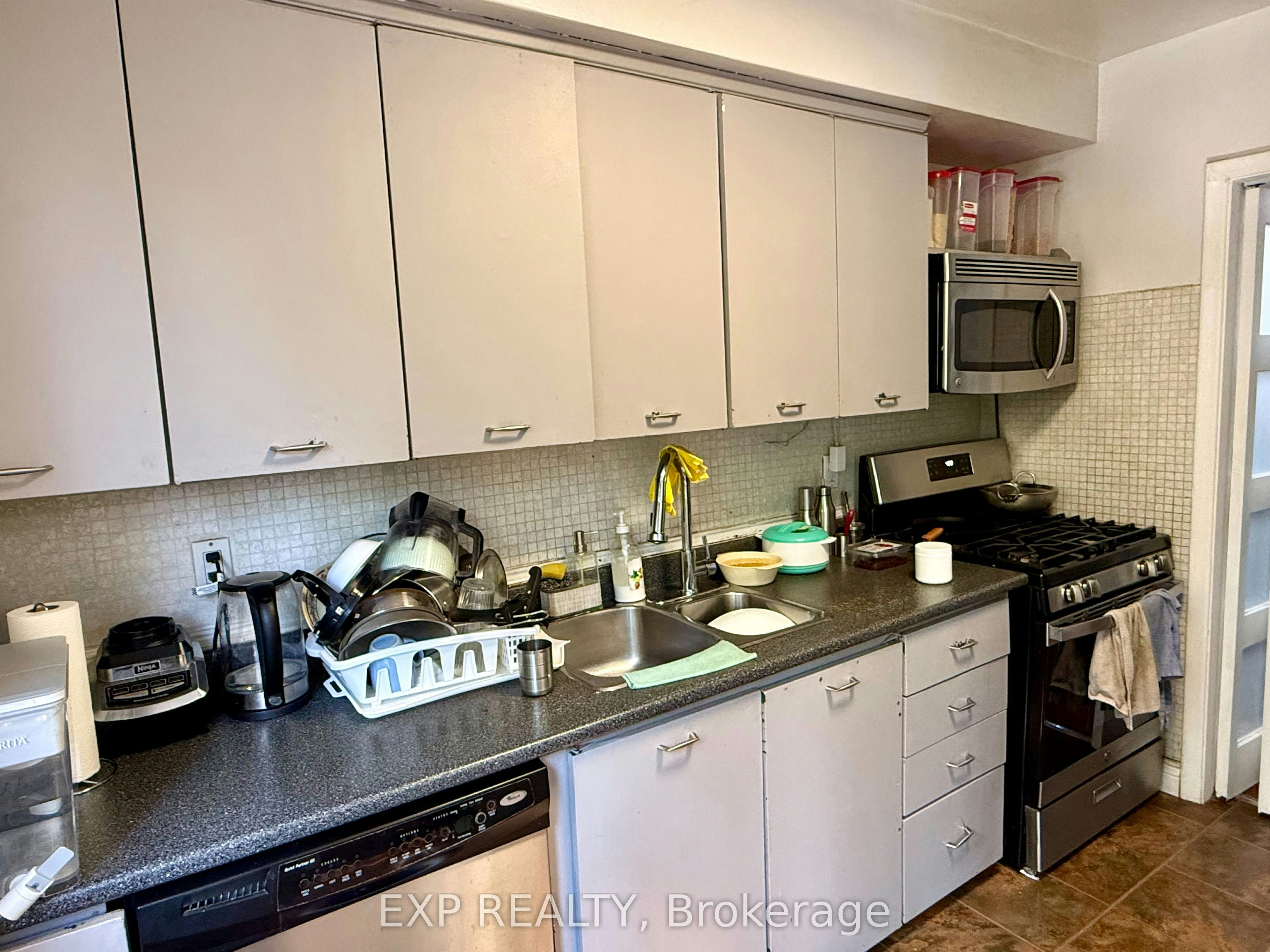 Upper-6 Mid Pines Road, Toronto, ON, M1G 2L6 - 6