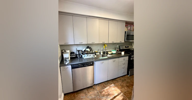 Upper-6 Mid Pines Road, Toronto, ON, M1G 2L6 - 5
