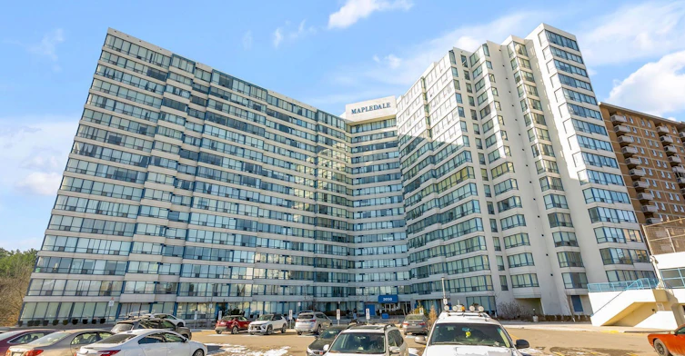 821-3050 Ellesmere Road, Toronto, ON, M1E 5E6