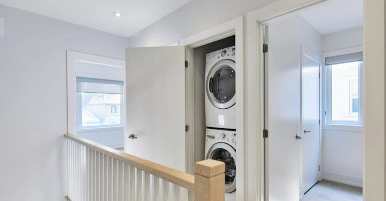 Main/Upper-38 Shudell Avenue, Toronto, ON, M4J 1C7 - 29