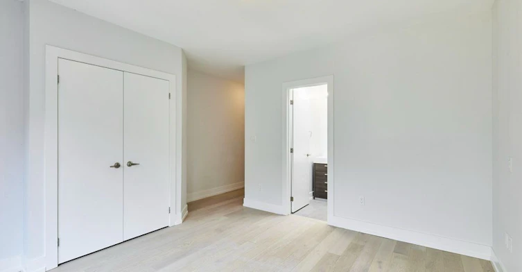 Main/Upper-38 Shudell Avenue, Toronto, ON, M4J 1C7 - 26
