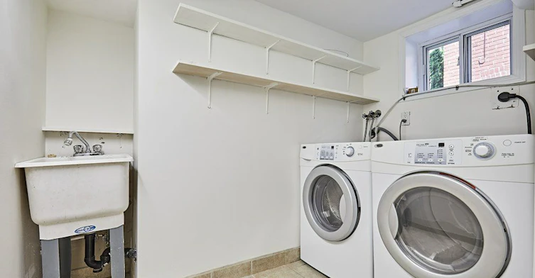 Basement-181 Ferris Road, Toronto, ON, M4B 1H1 - 11