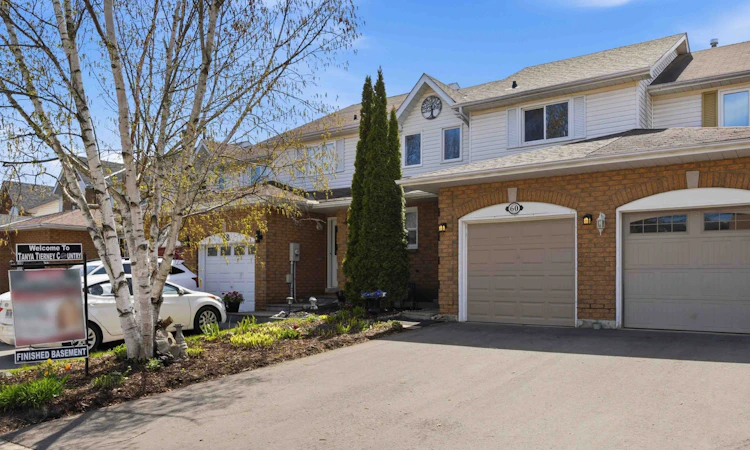 60 Pidduck Street