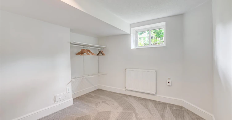 584 Logan Avenue, Toronto, ON, M4K 3B8 - 18