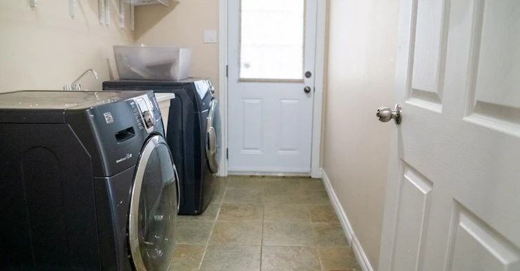 1885 Rosefield Road, Pickering, ON, L1V 3K1 - 5