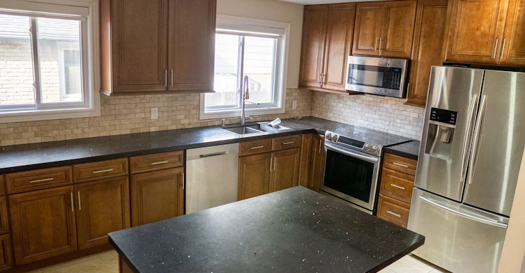 1885 Rosefield Road, Pickering, ON, L1V 3K1 - 4