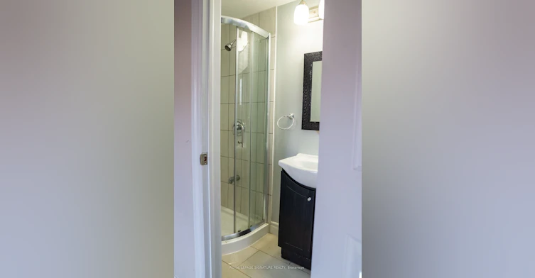 Upper-1885 Rosefield Road, Pickering, ON, L1V 3K1 - 11