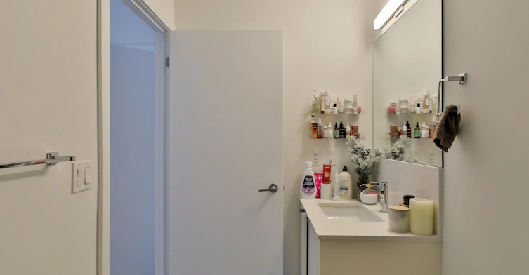 428-1612 Charles Street, Whitby, ON, L1N 1B9 - 12