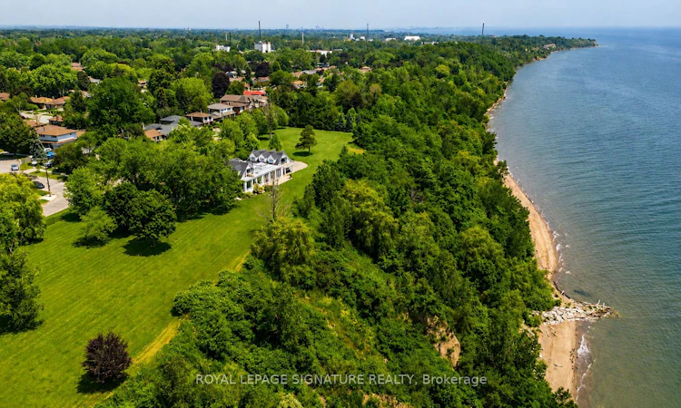 220 Greyabbey Trail