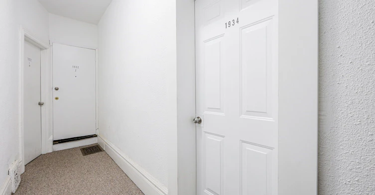 Upper-1934 Queen Street E, Toronto, ON, M4L 1H6 - 2