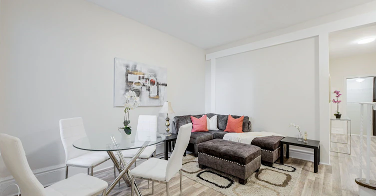 Upper-1934 Queen Street E, Toronto, ON, M4L 1H6 - 3