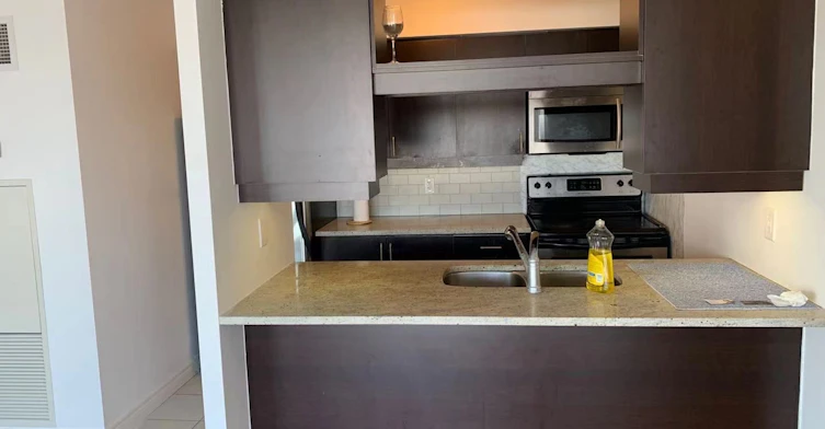 1402-70 Town Centre Court, Toronto, ON, M1P 0B2 - 3