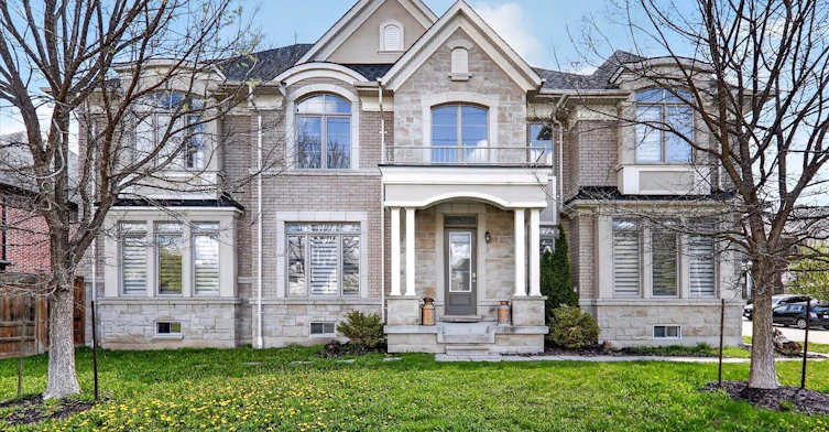 1-1815 Fairport Road, Pickering, ON, L1V 0E3