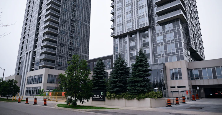 1508-255 Village Green Square, Toronto, ON, M1S 0L3