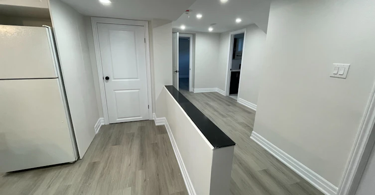 Bsmt-654 Annapolis Avenue, Oshawa, ON, L1J 2Z2 - 16