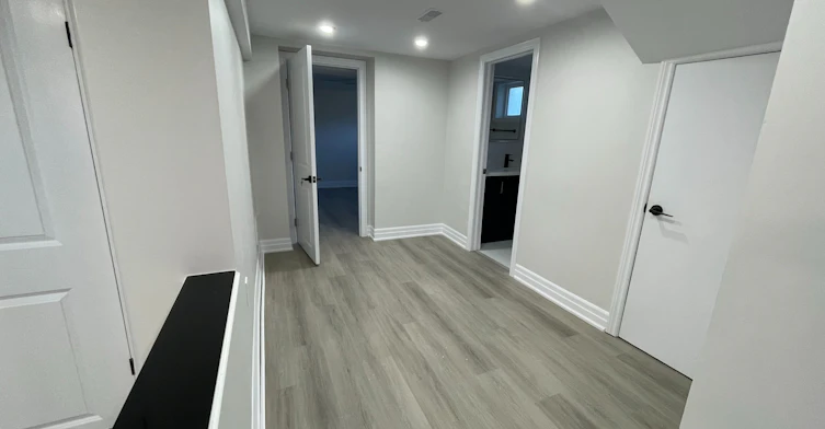 Bsmt-654 Annapolis Avenue, Oshawa, ON, L1J 2Z2 - 17