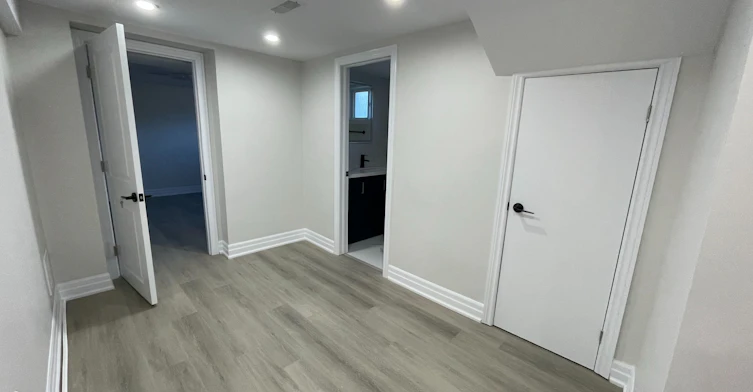 Bsmt-654 Annapolis Avenue, Oshawa, ON, L1J 2Z2 - 18