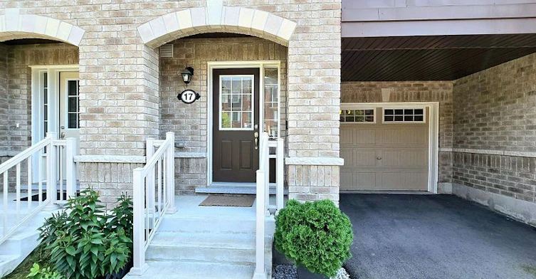 17 Bluegill Crescent, Whitby, ON, L1P 0E4 - 2