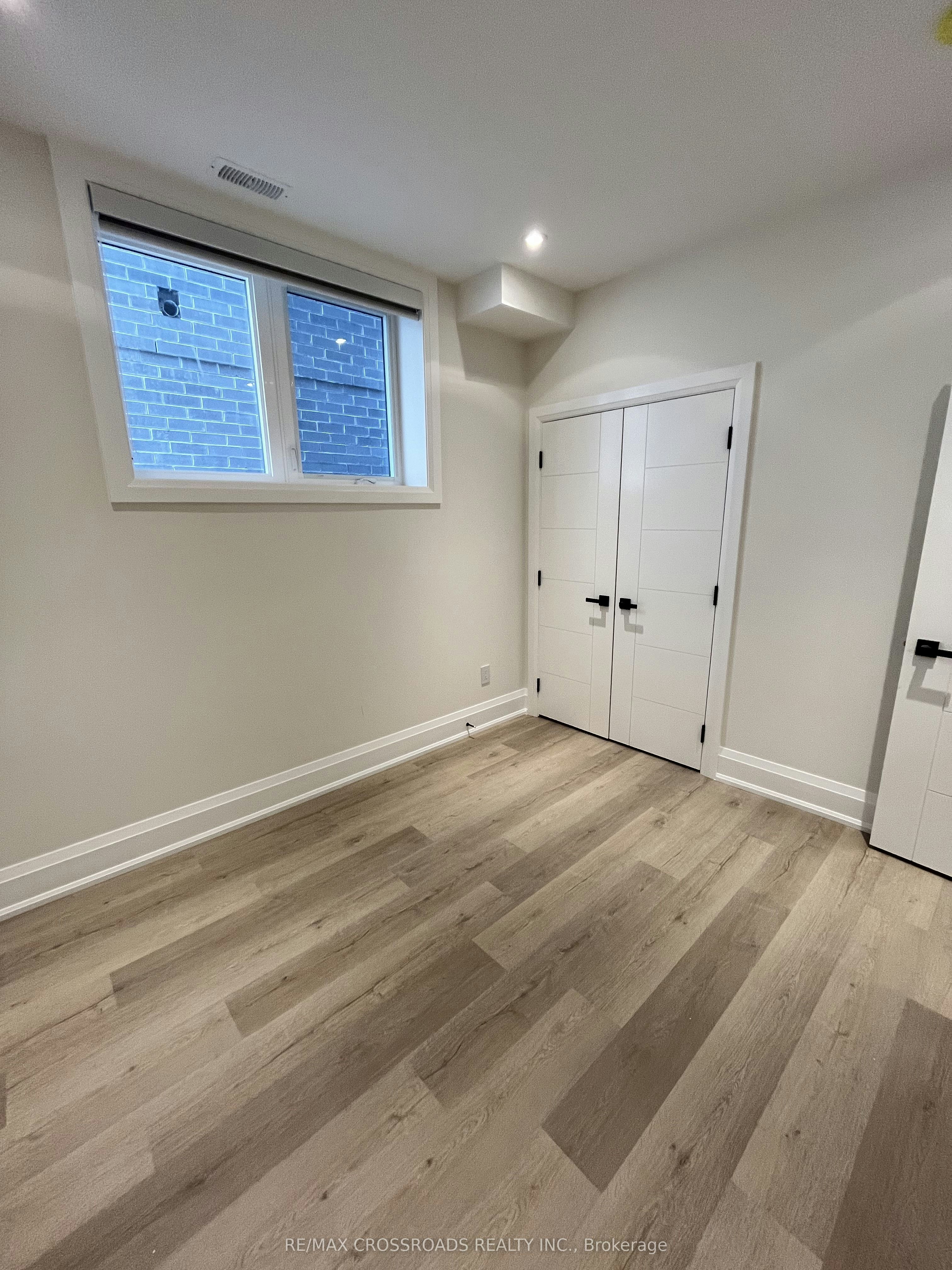 790 B Midland Avenue, Toronto, ON, M1K 4E7 - 32