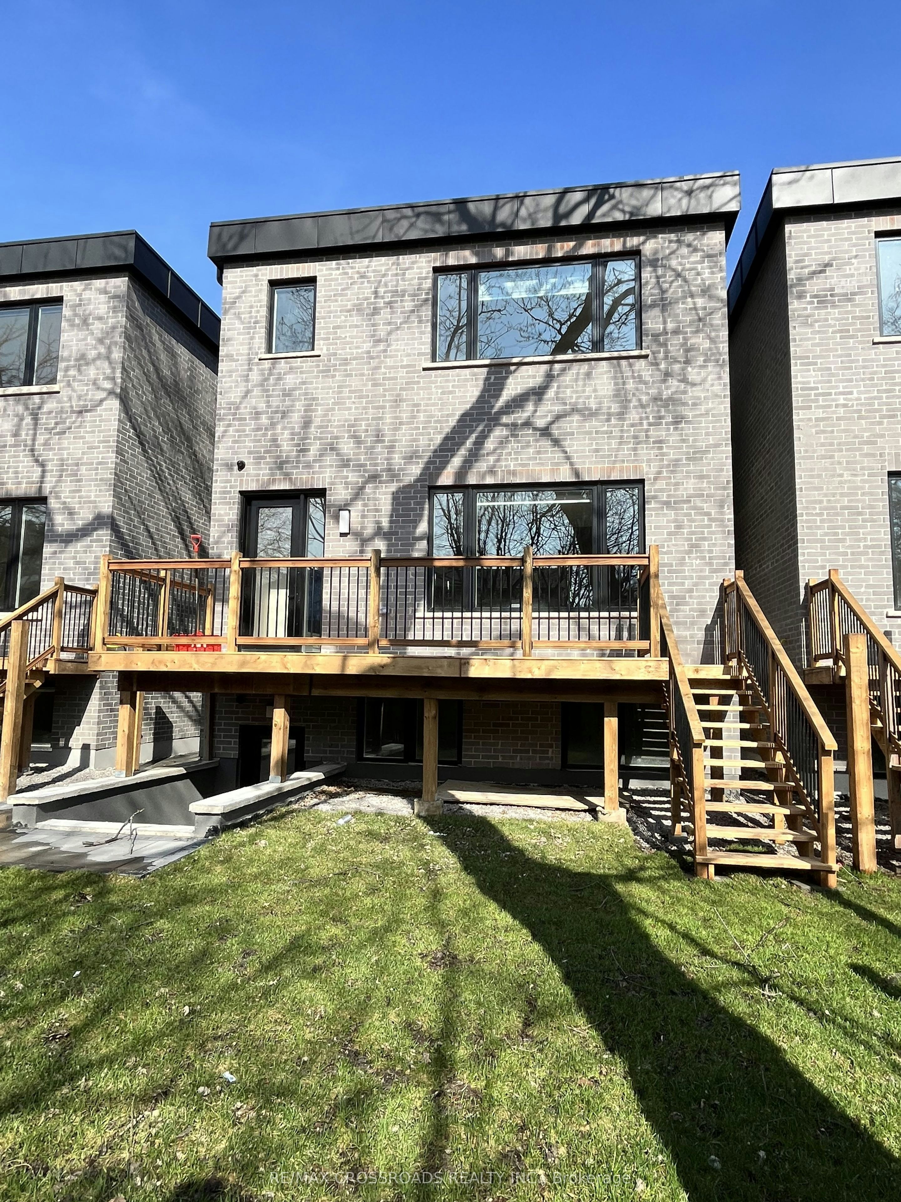 790 B Midland Avenue, Toronto, ON, M1K 4E7 - 35