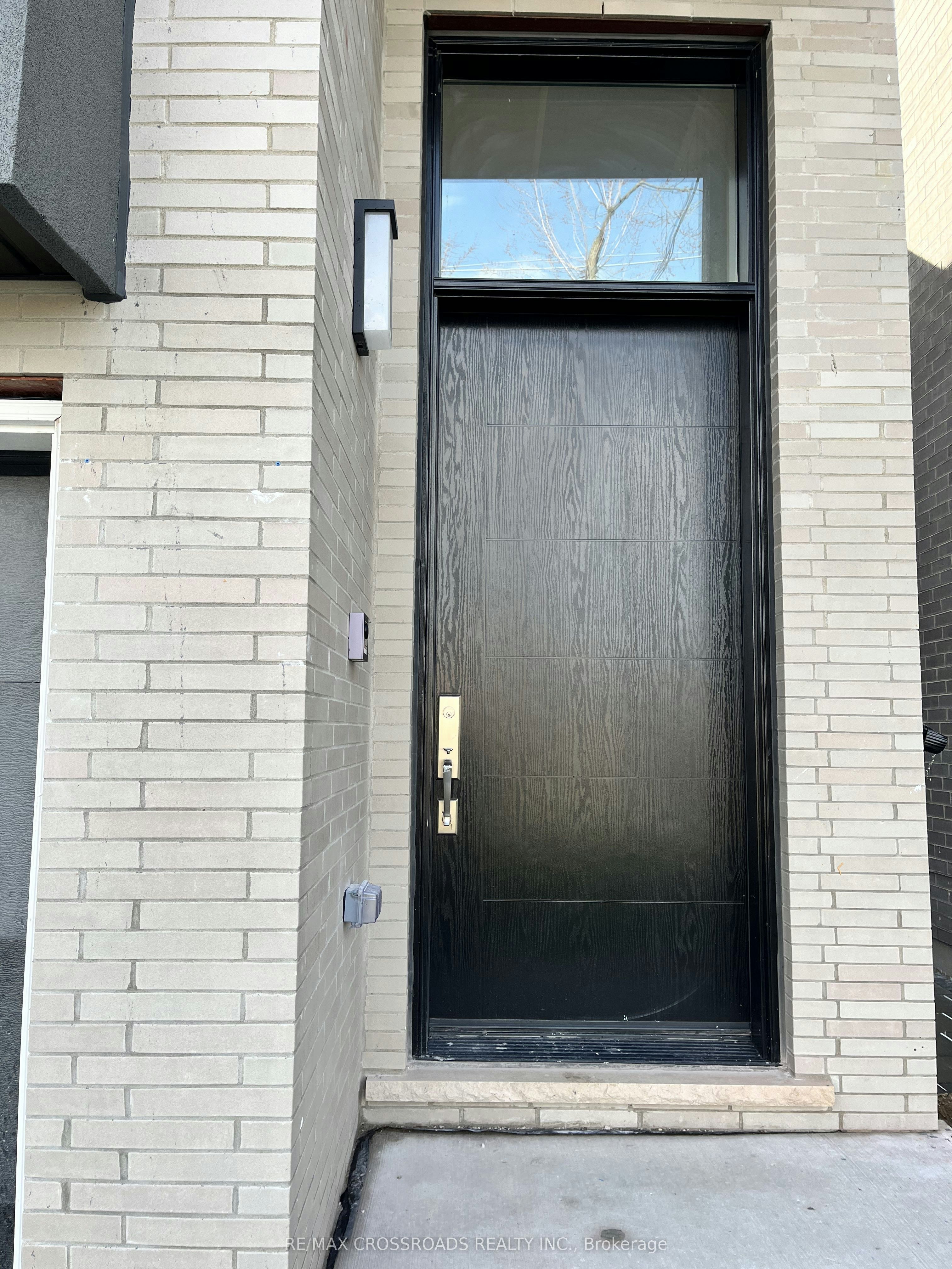 790 B Midland Avenue, Toronto, ON, M1K 4E7 - 5