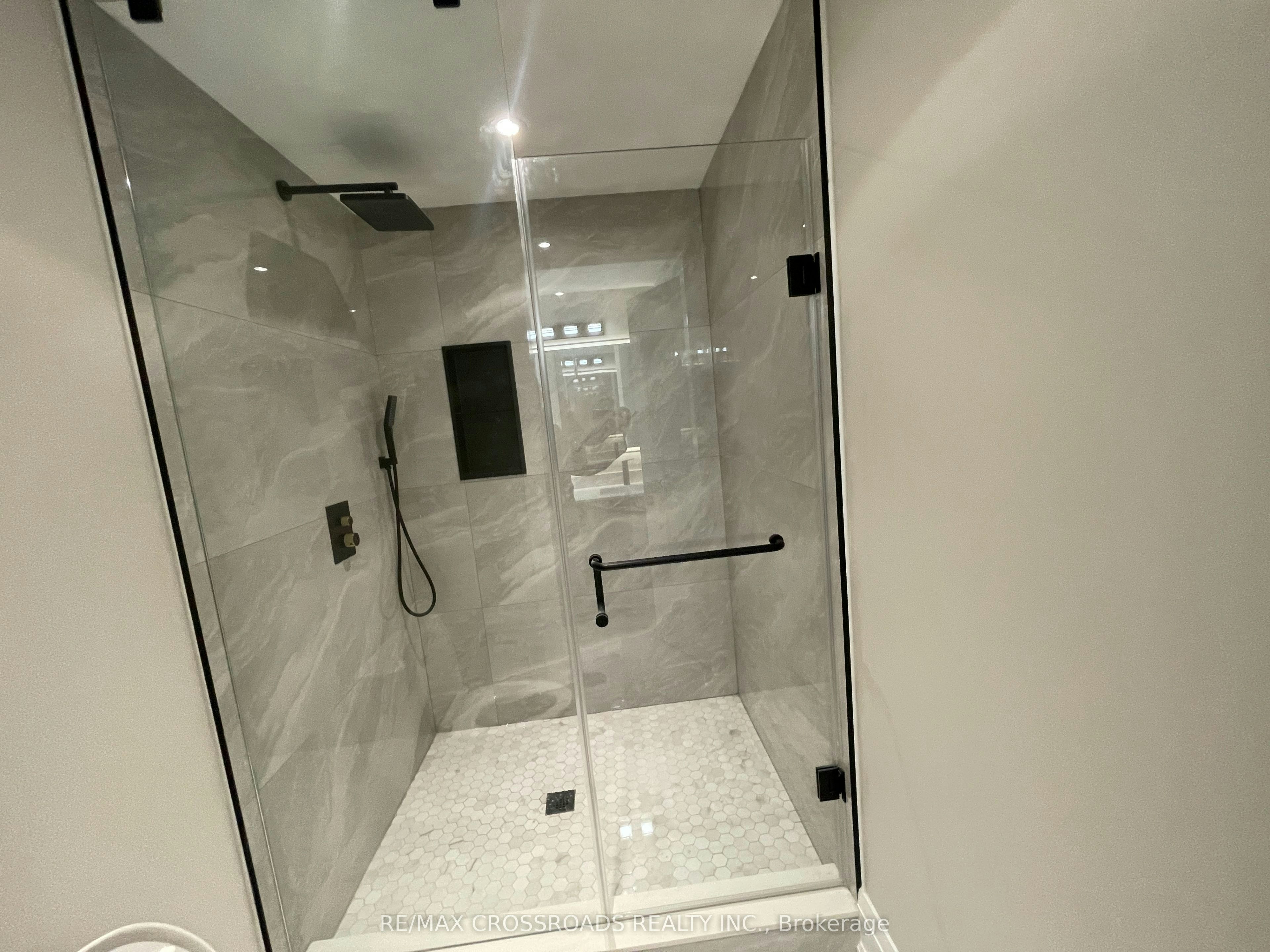 790 B Midland Avenue, Toronto, ON, M1K 4E7 - 26