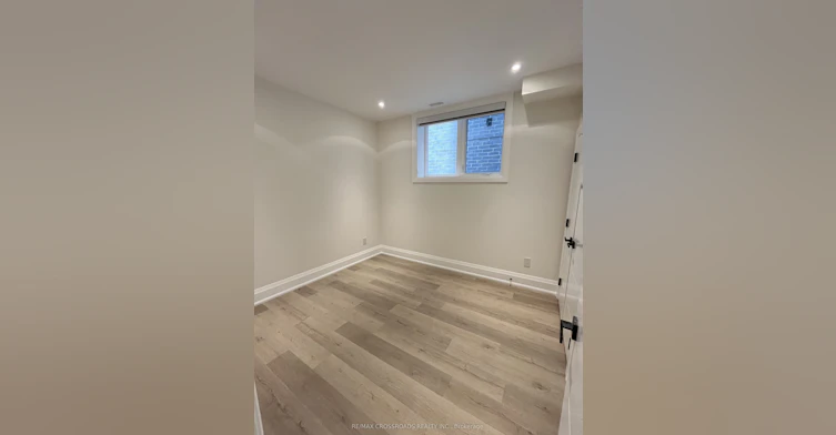 790 B Midland Avenue, Toronto, ON, M1K 4E7 - 31