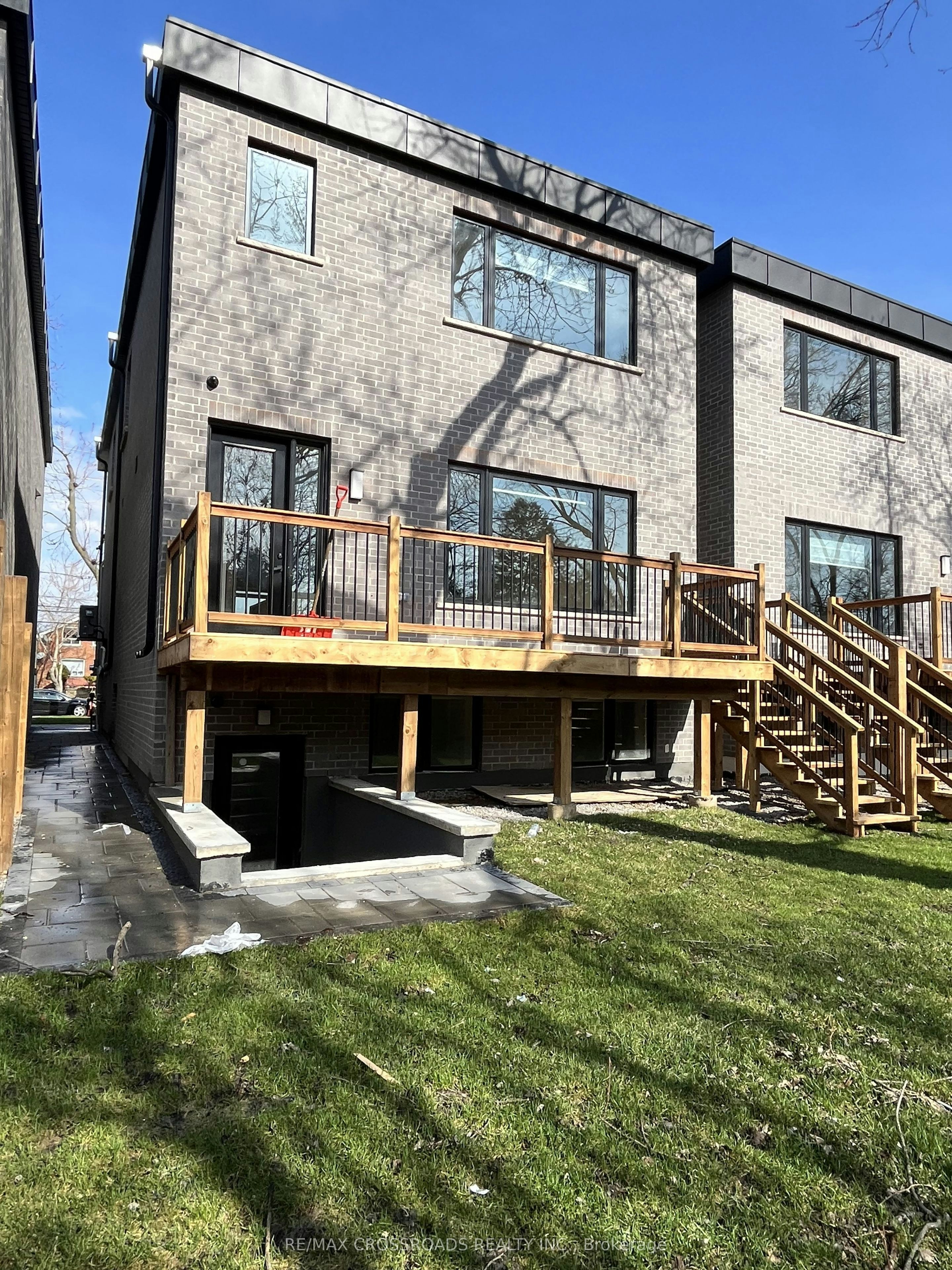790 B Midland Avenue, Toronto, ON, M1K 4E7 - 36