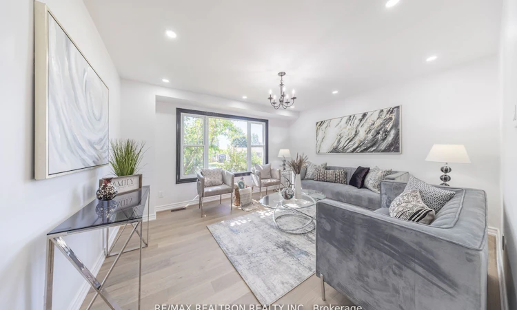 14 Grassmere Avenue