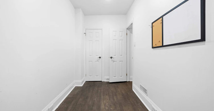 150 Elmer Avenue, Toronto, ON, M4L 3S1 - 20