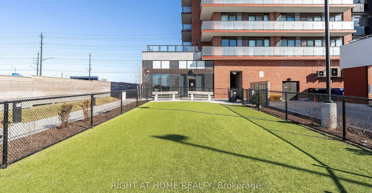 1207-2550 Simcoe Street E, Oshawa, ON, L1L 0R5 - 29