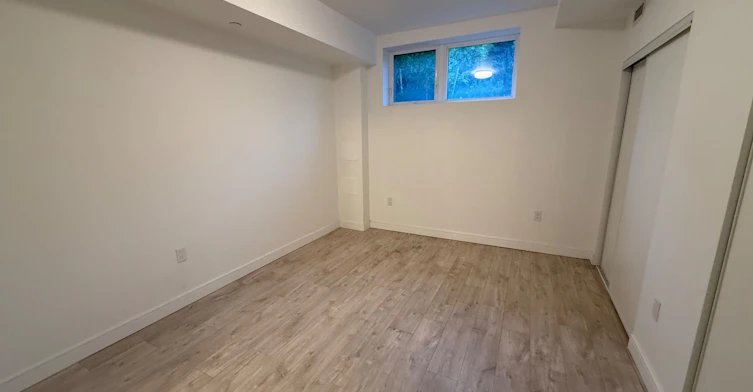 8 BLK F-180 Clonmore Drive S, Toronto, ON, M1N 1Y1 - 21