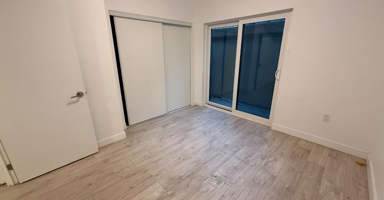 8 BLK F-180 Clonmore Drive S, Toronto, ON, M1N 1Y1 - 13