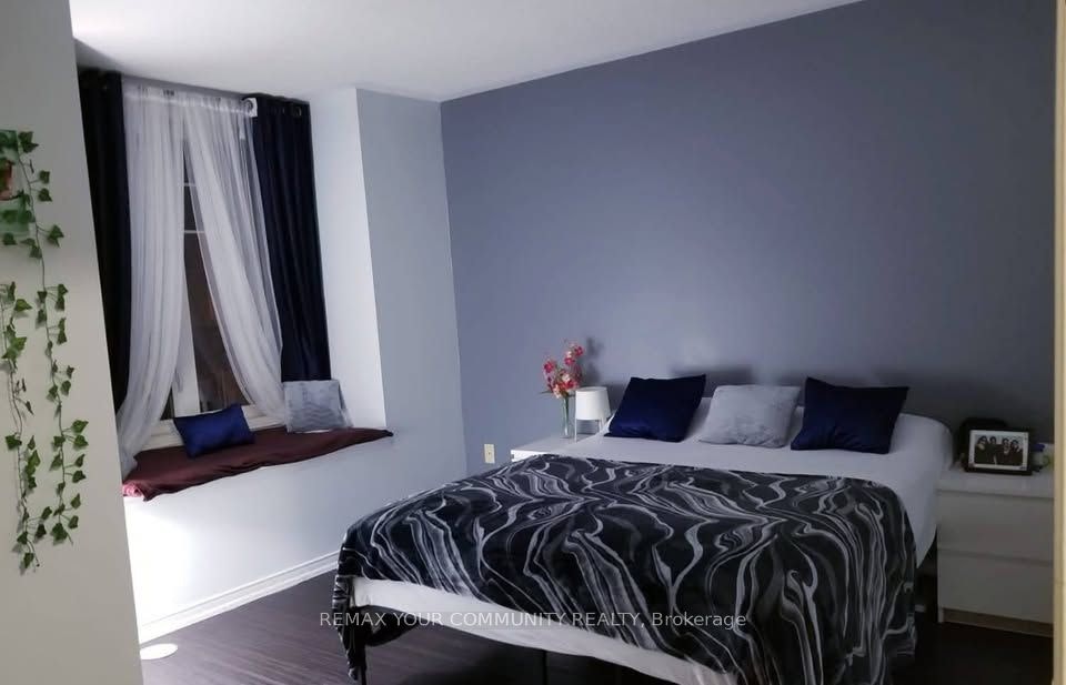 98 John Bell Crescent, Toronto, ON, M1L 0G5 - 10