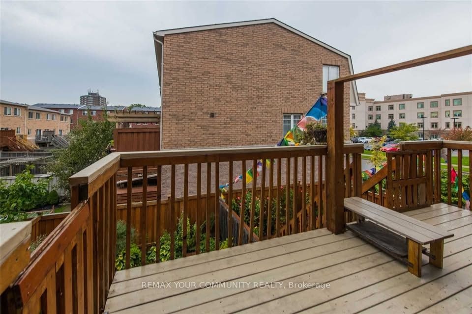 98 John Bell Crescent, Toronto, ON, M1L 0G5 - 2