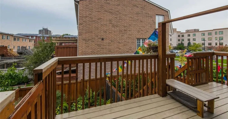 98 John Bell Crescent, Toronto, ON, M1L 0G5 - 2