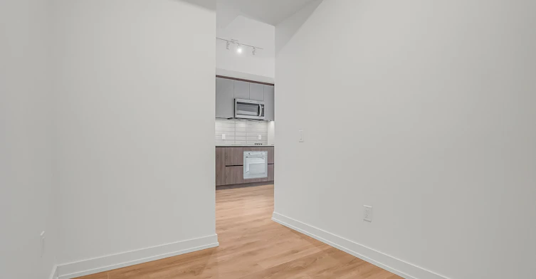 430-150 Logan Avenue, Toronto, ON, M4M 0E4 - 21