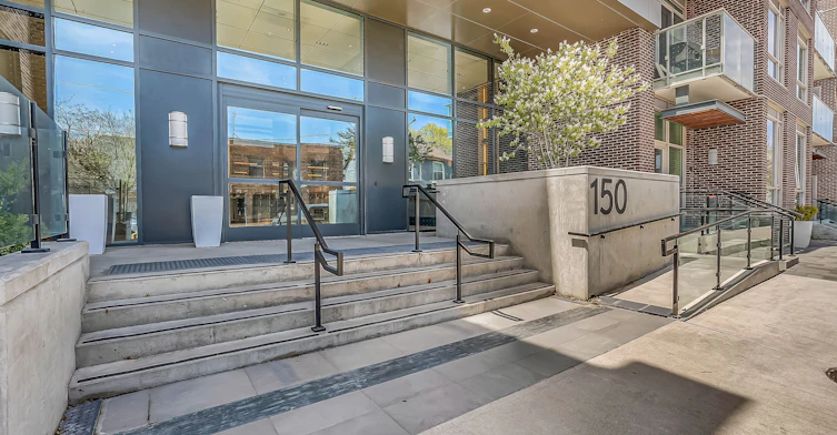 430-150 Logan Avenue, Toronto, ON, M4M 0E4 - 2